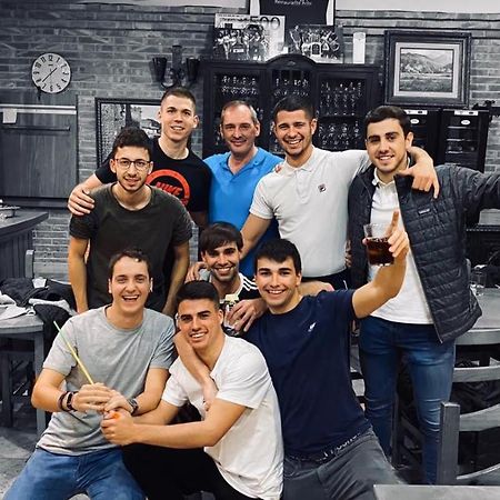 Hostal Ardoi Zizur Mayor Dış mekan fotoğraf