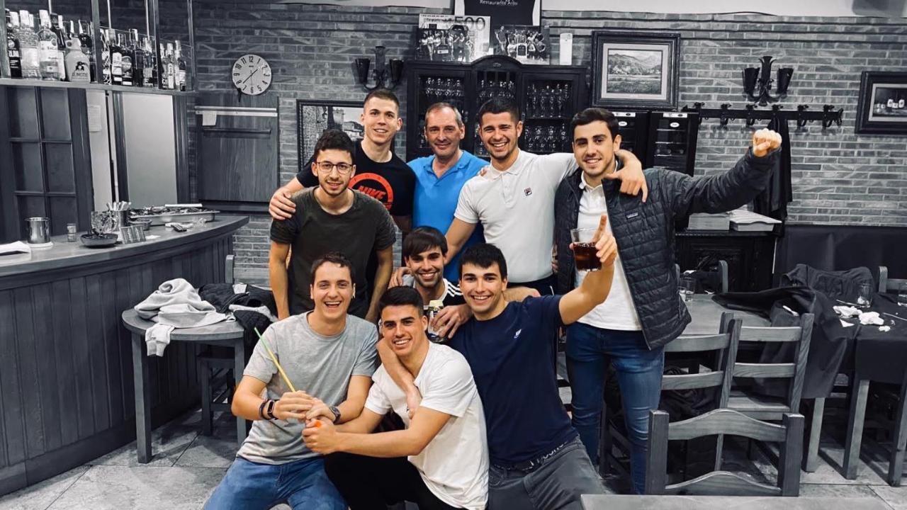 Hostal Ardoi Zizur Mayor Dış mekan fotoğraf