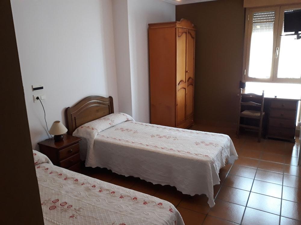Hostal Ardoi Zizur Mayor Dış mekan fotoğraf